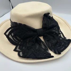 Vintage Joe Bill Miller Wool‎ Hat Cream Black Lace Bow Derby Dress Hats Made USA thumbnail 2