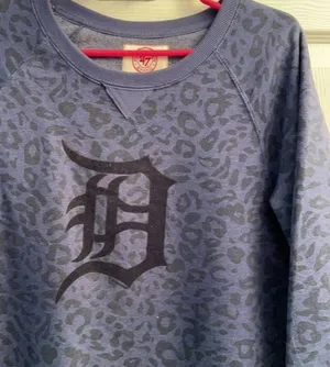 47 Brand Detroit Tigers blue leopard sweatshirt size medium thumbnail 2