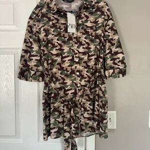 Zara camo dress thumbnail 4