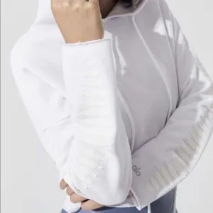 NWT Alo Yoga Box Crop Hoodie Sweatshirt in White Beaded Sleeve M thumbnail 2