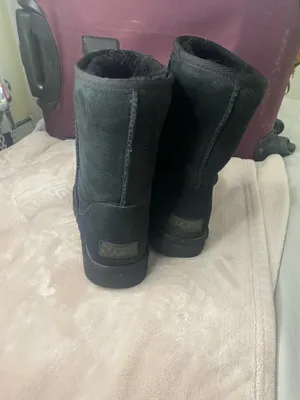 Ugg classic Womens boots size 9 thumbnail 4