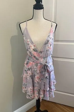 Floral dress Size XL thumbnail 1
