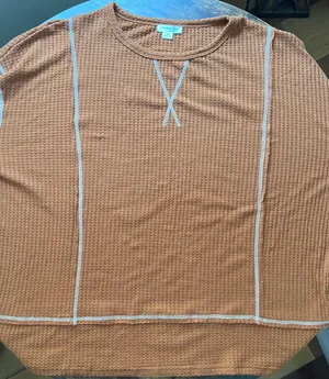 CHICSOUL | ladies plus size waffle, pull over shirt. Size: 2X. thumbnail 10
