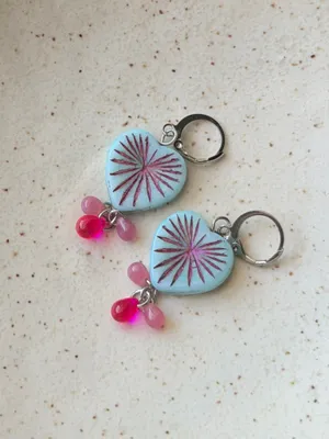 Handmade quality Czech glass heart beads fairy boho vintage retro style earrings🩷 thumbnail 4