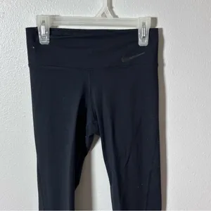 Nike‎ Women Dri-Fit Capri Leggings Black Athletic Size XS thumbnail 2