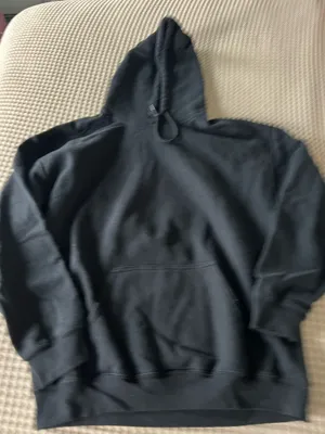 Gildan black hoodie Size L #loungewear #oversized thumbnail 1
