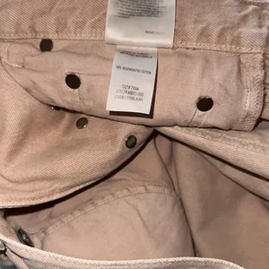NWOT AGOLDE X FREE PEOPLE Pink Salt Criss-Cross Upsized Jeans thumbnail 10