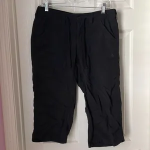 Northface Capri Pants thumbnail 1