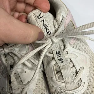 Nike sneakers white‎ pink size 6.5 thumbnail 5