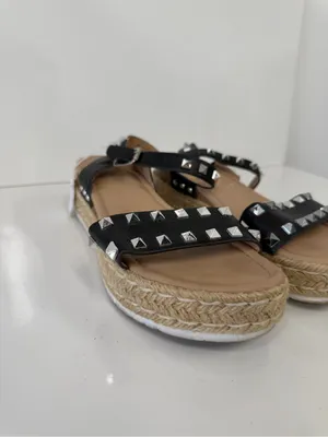 Cushionaire Melissa Women’s Black Studded Espadrille Platform Sandals. Size: 8.5 thumbnail 2