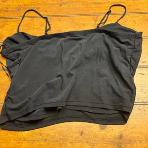 lola grace black cowl neck spaghetti strap crop cami‎ top women's size M thumbnail 3