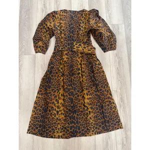 Tuckernuck Graciela Leopard Print Balloon Sleeve Midi Corset Dress 4 NWT $298 thumbnail 3