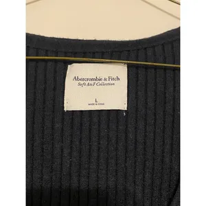 Women's Black Abercrombie & Fitch Soft A&F Collection Rib Knit Sweater Sz‎ Large thumbnail 2