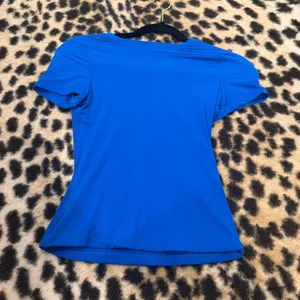 Blue top thumbnail 1