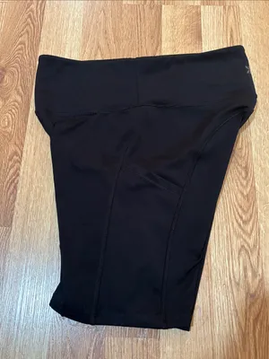 All in Motion High-Waist Black Women's Bike Shorts with Pockets thumbnail 3