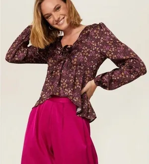 Louna Revolve Floral Ruffle Hem Top V Neck Romantic Longsleeve‎ Blouse thumbnail 1