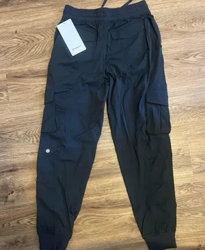 Lululemon Dance Studio Relaxed-Fit Mid-Rise Cargo Pant thumbnail 4