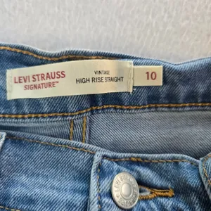 Levi Strauss Signature Vintage High‎ Rise Straight Jeans Blue Womens Size 10 W30 thumbnail 2