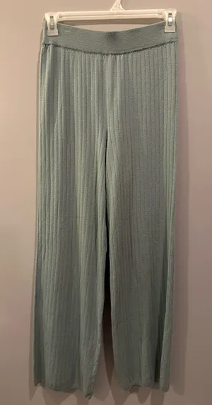 Abercrombie & Fitch Soft A&F Collection Sage Green Straight Leg Pants thumbnail 1