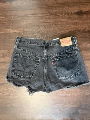 Levi’s 501 jean shorts thumbnail 2