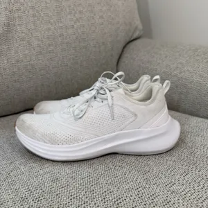 APL Techloom Dream White Women's Running‎ Walking Athletic Sneaker Size 8 thumbnail 2