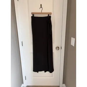 Halara Black High Waisted Side Tie Wrap 2-in-1 Maxi Skirt Wide Leg Pants Size S thumbnail 3