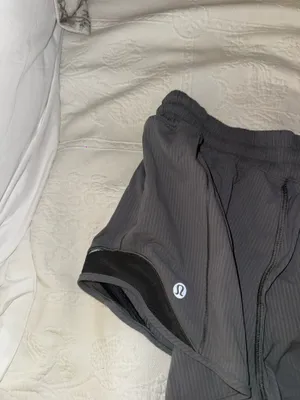 Lululemon Shorts 2.5" thumbnail 4