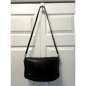 Vintage Black Leather‎ Coach Turn Lock Convertible Black Leather Y2K Classic thumbnail 3