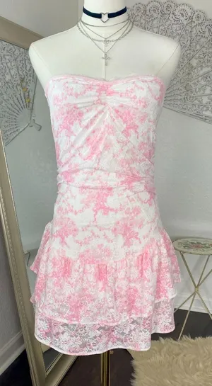 NWOT PINK x LoveShackFancy Strapless Lace Mini Dress Pink M thumbnail 1