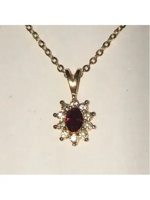 Gold Tone Vintage Red Rhinestone Dainty Pendant Necklace thumbnail 2