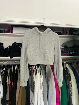 Superdown Christine heather gray cropped hoodie sweater L thumbnail 4