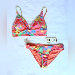 NWT Billabong Coast Is Clear Bikini Set - Multi - L/S thumbnail 4