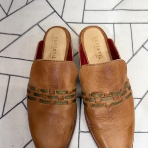 Bed Stu Mules 38 Tan Woven Leather Pointed Toe‎ Slides Low Heel thumbnail 4