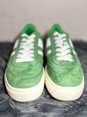 Madden Girl Y2K Navida Sneaker Green Platform White Strip Sneakers Size 9 thumbnail 8