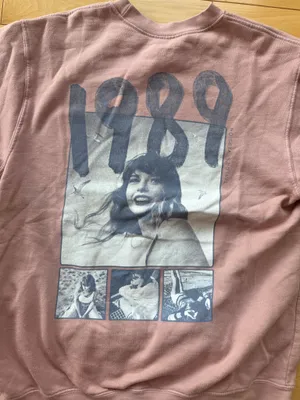 Taylor Swift Sweatshirt and Sweat Pants thumbnail 6