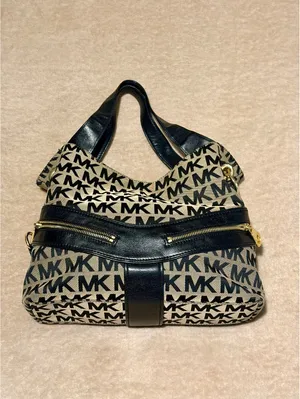 Michael Kors MK Signature Jacquard Hobo Shoulder Bag Black Beige Gold thumbnail 2