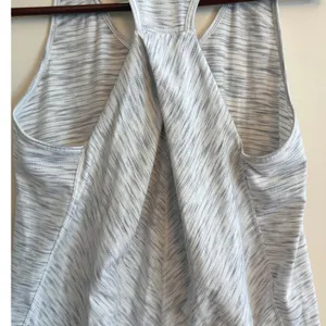 Lululemon Essentials Pleated Racerback Tank Top Sz 6 Tiger Space Dye Hail White‎ thumbnail 8