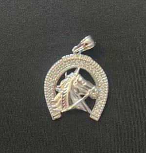 Sterling silver horse pendant QZs thumbnail 4