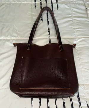 Portland Leather Tote Bag in Dark Brown - Classic Everyday Carry thumbnail 1