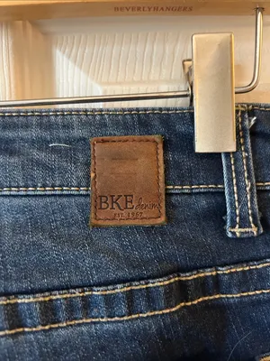 BKE‎ Payton Mid Rise Med/Dark Wash Bootcut Jeans Size 28/31.5” Inseam thumbnail 9