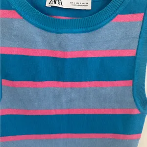 Zara Blue & Pink Striped Sleeveless Cropped Tank thumbnail 2