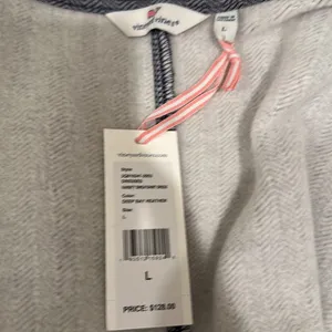 NWT Vineyard Vines Varsity Sweatshirt Dress Sz L thumbnail 11
