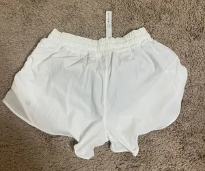 Lululemon Hotty Hot Shorts 4” thumbnail 4