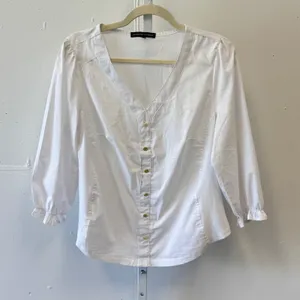 Adrienne Vittadini White‎ V-Neck Button Front Blouse Jersey Side Panels Medium thumbnail 1