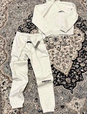 Essentials XS light oat Cuffed set Gray thumbnail 1