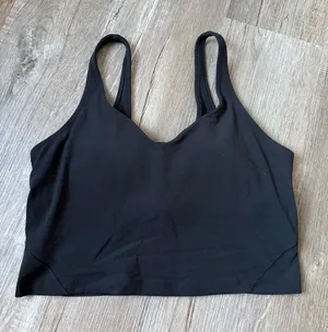 Lululemon Workout Tank Top Crop Tank Top Built in Bra Black Size 12 thumbnail 1