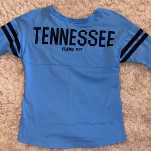 Tennessee Titans Women’s Long-sleeve T Shirt thumbnail 6