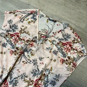 •Shein• Blush Pink Floral Cover Up Dress thumbnail 3