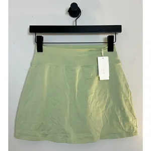 L*SPACE Nolan Skort in Celery Size Small NWT thumbnail 5
