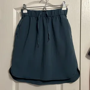 Lululemon on the Fly High Rise Skirt Gravity Athleisure Minimalist Travel thumbnail 2